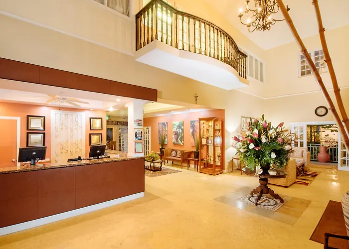 Bay Gardens Beach Resort And Spa